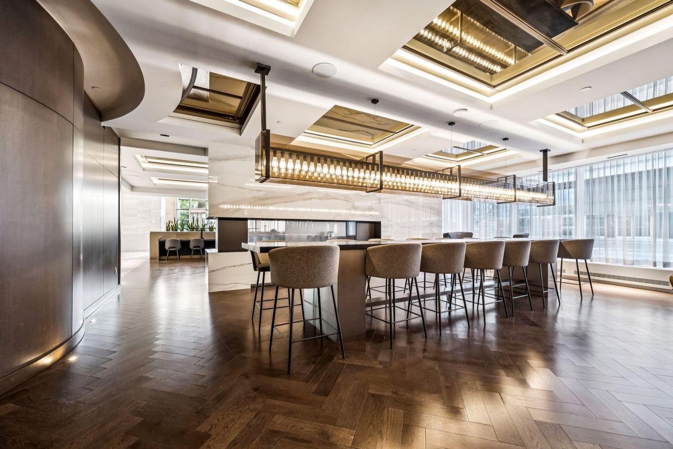 Cafeteria - 5210-1288 Rue St-Antoine O., Montréal (Ville-Marie), QC - Indoor