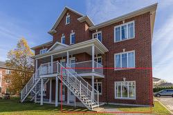 92 Rue des Pionniers Pont-Rouge, QC G3H 0H4