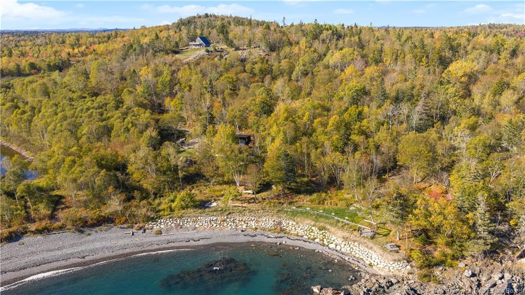 478 Fundy Dr, Wilsons Beach, NB