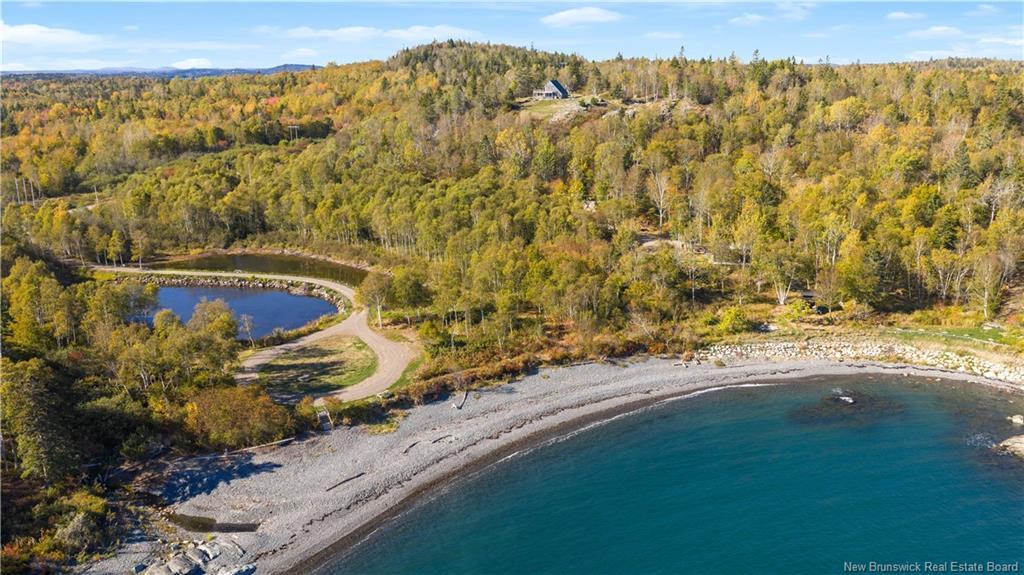 478 Fundy Dr, Wilsons Beach, NB