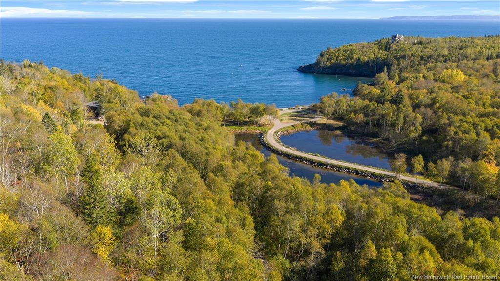 478 Fundy Dr, Wilsons Beach, NB