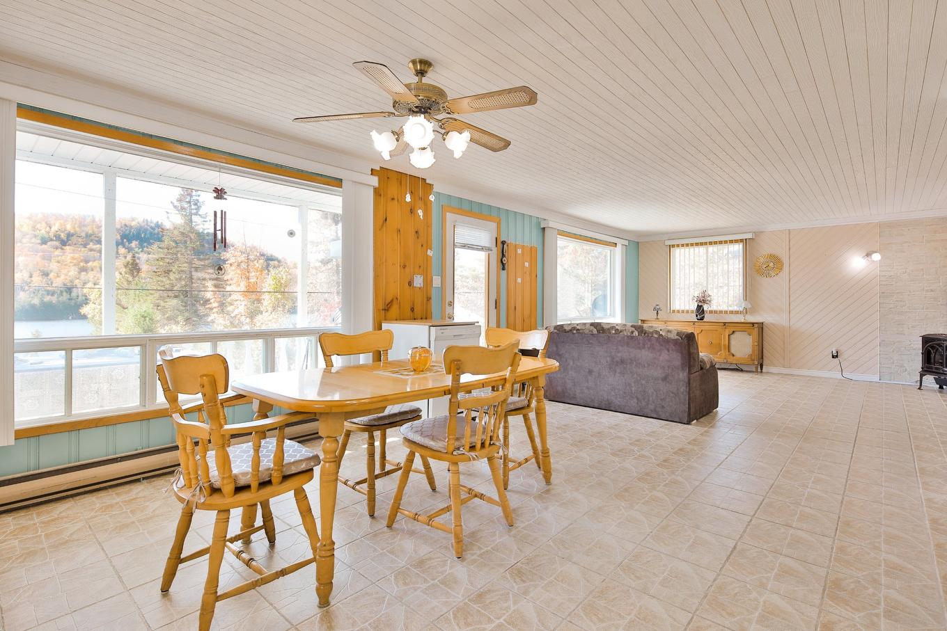 Salle à manger - 40 Rue Paré, Chertsey, QC - Indoor Photo Showing Dining Room