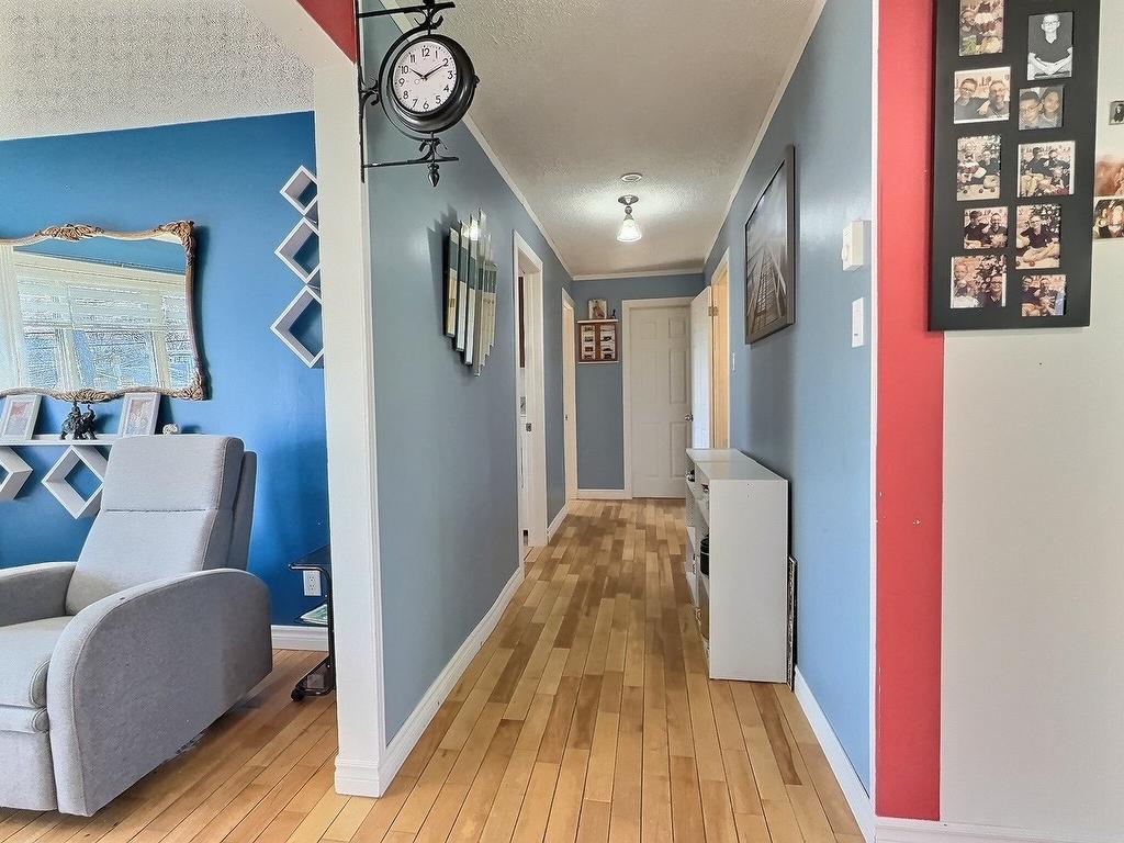 Corridor - 235 Rue Monseigneur-Vel, Magog, QC - Indoor Photo Showing Other Room