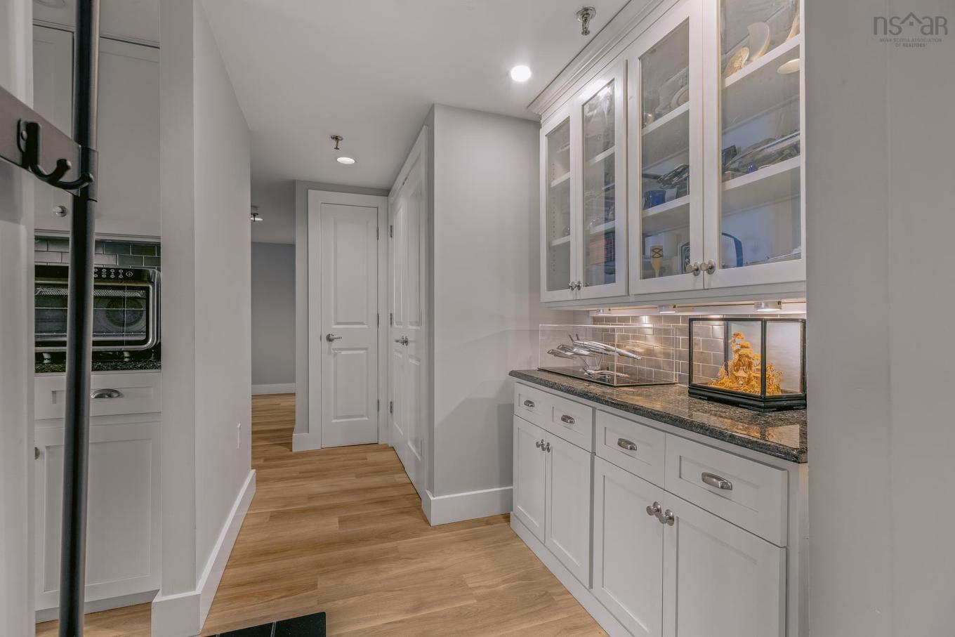 216 45 Vimy Avenue, Halifax, NS