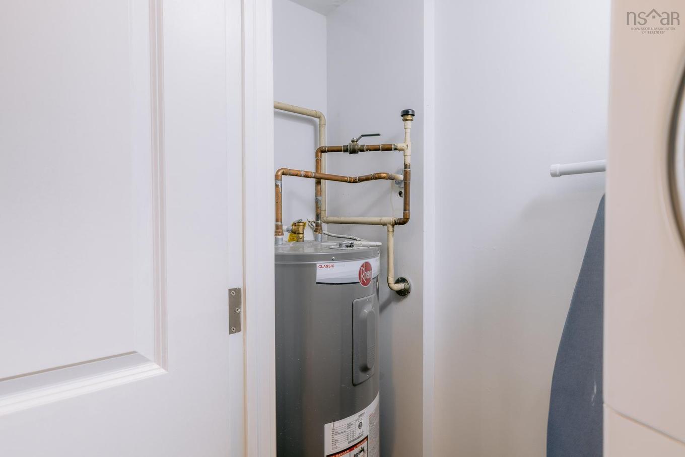 216 45 Vimy Avenue, Halifax, NS