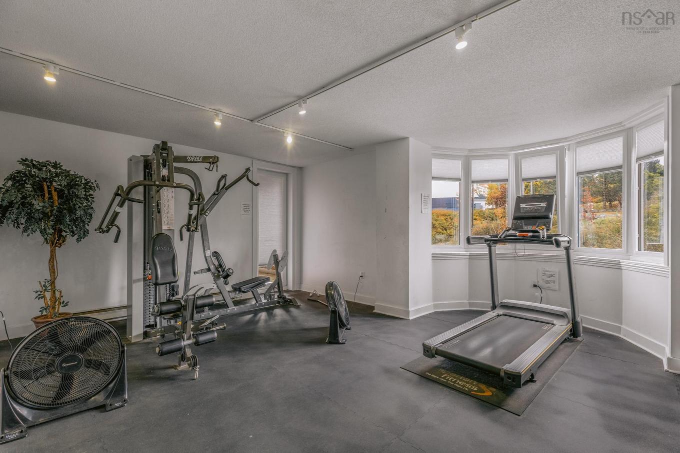 216 45 Vimy Avenue, Halifax, NS