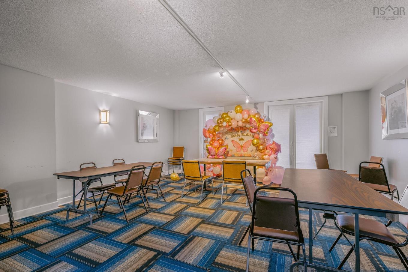 216 45 Vimy Avenue, Halifax, NS