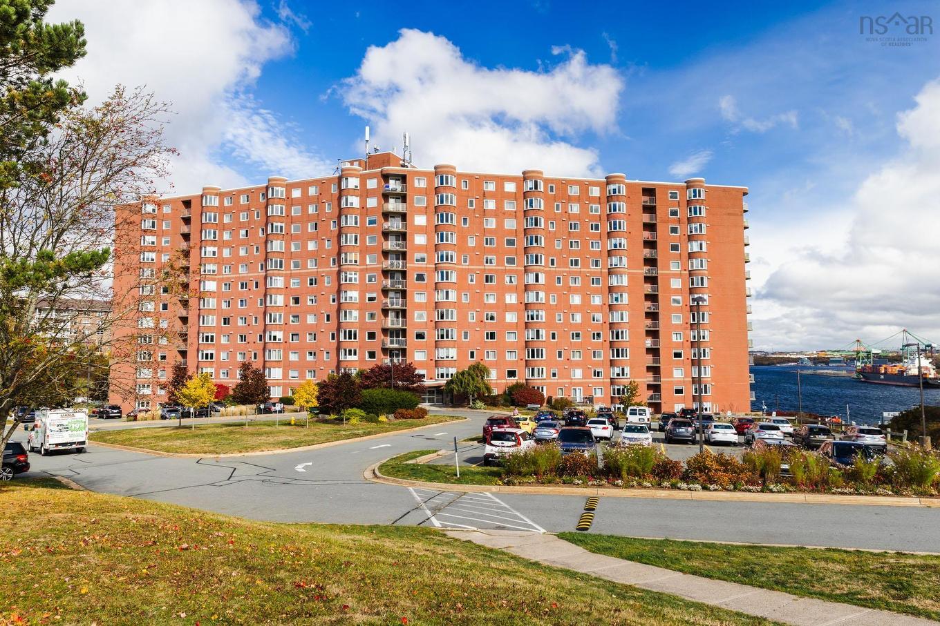 216 45 Vimy Avenue, Halifax, NS