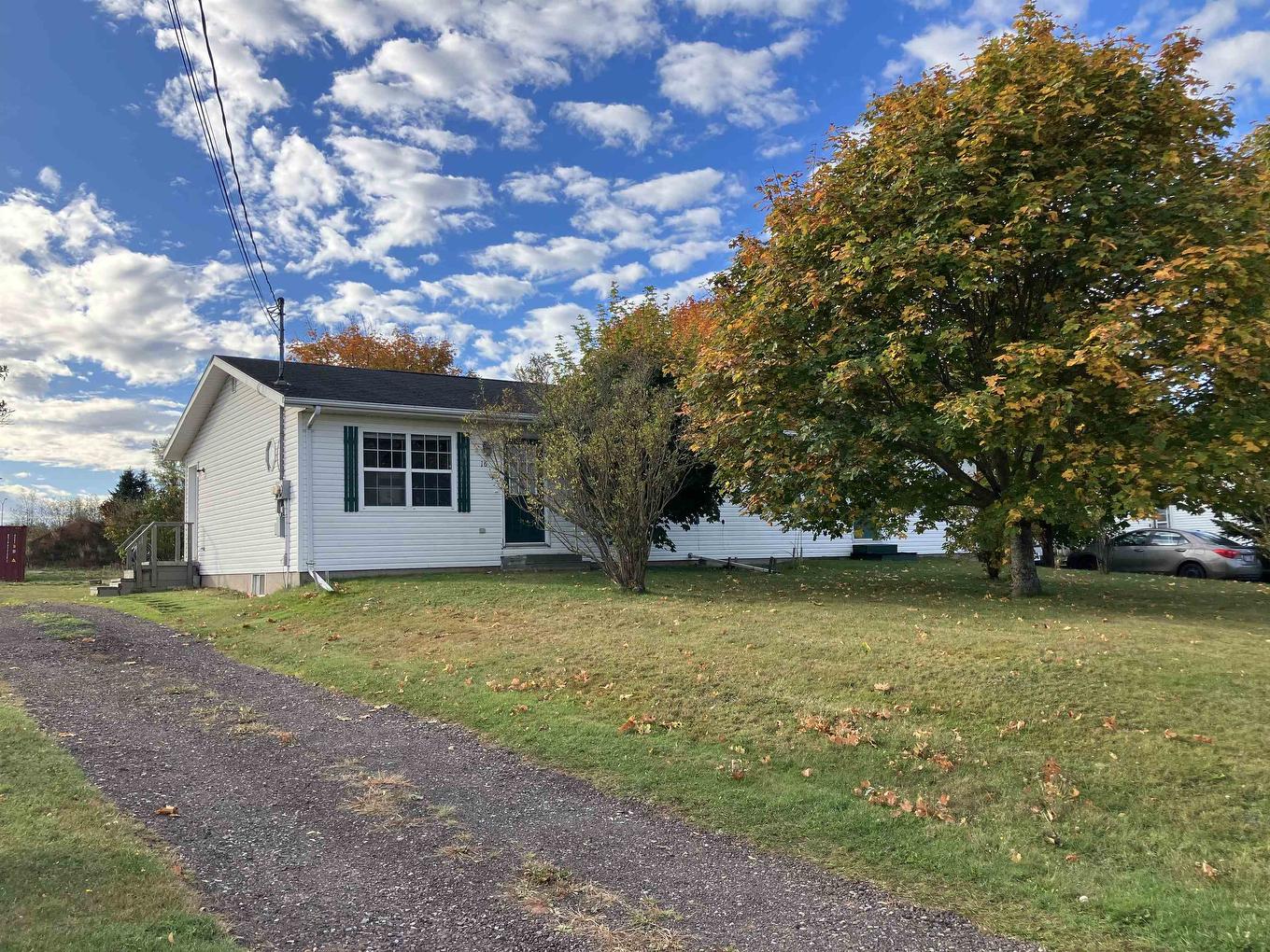 16-18 Kingston Road, North River, PE