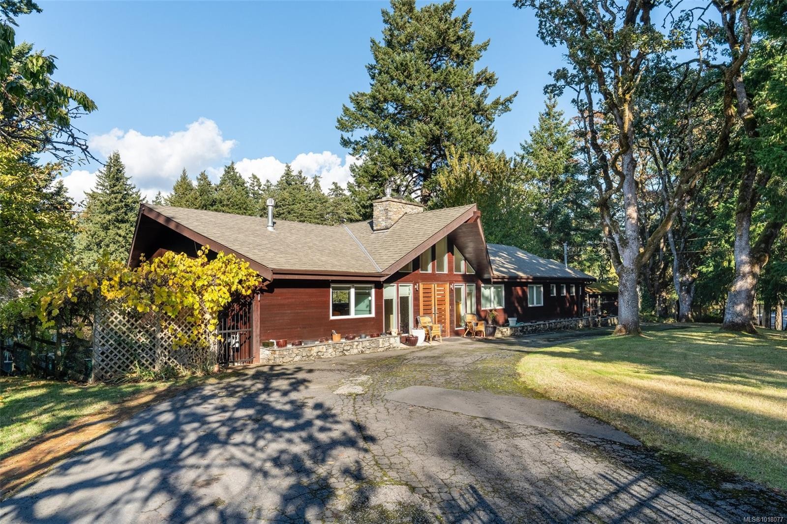 2200 Aldeane Ave, Colwood, BC