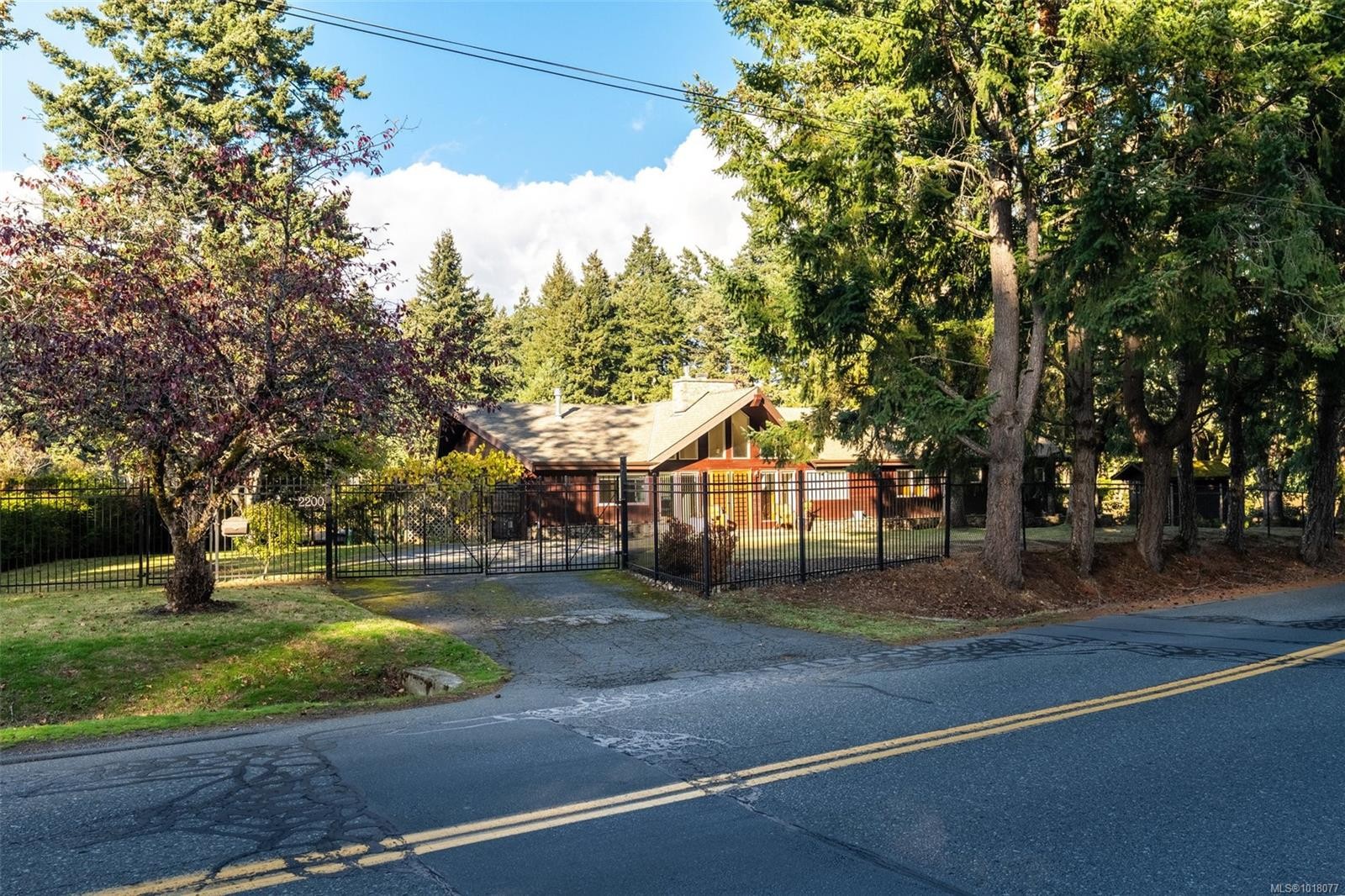 2200 Aldeane Ave, Colwood, BC