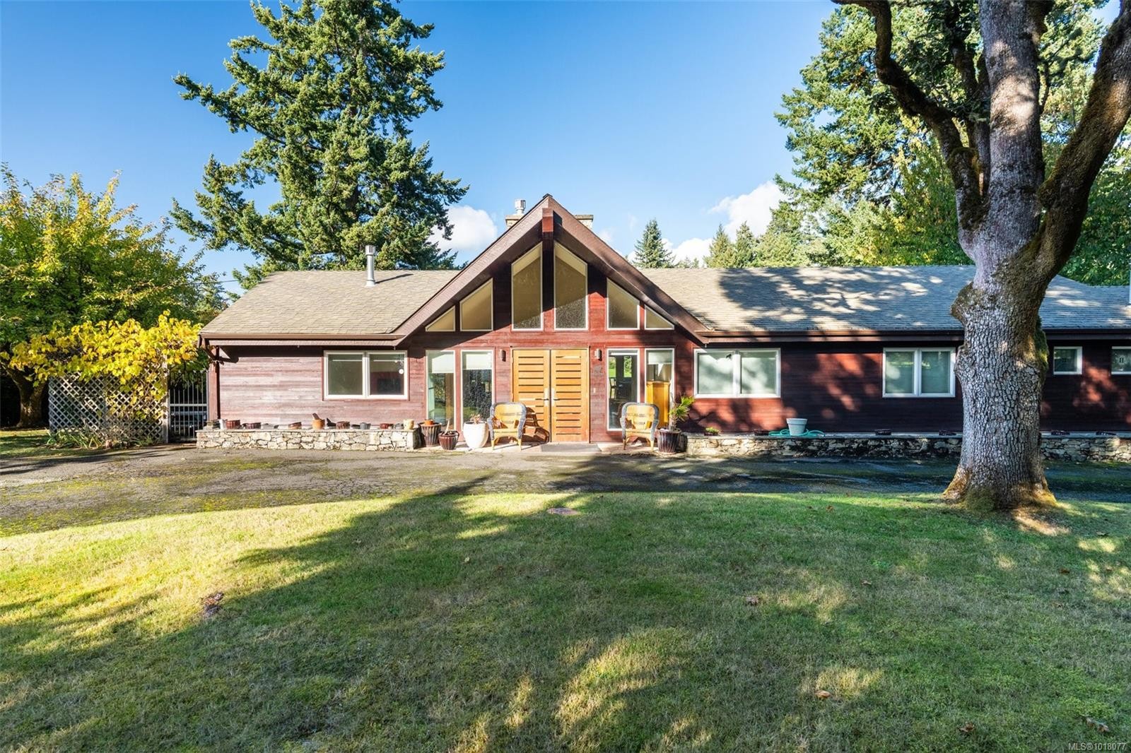 2200 Aldeane Ave, Colwood, BC