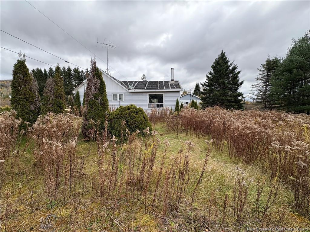 11 Deleavy Rd, Hazeldean, NB