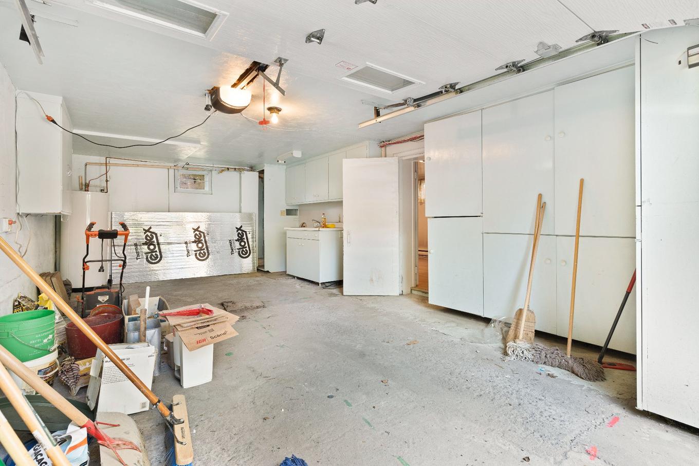 Sous-sol - 5170 Boul. Grand, Montréal (Côte-Des-Neiges/Notre-Dame-De-Grâce), QC - Indoor Photo Showing Garage