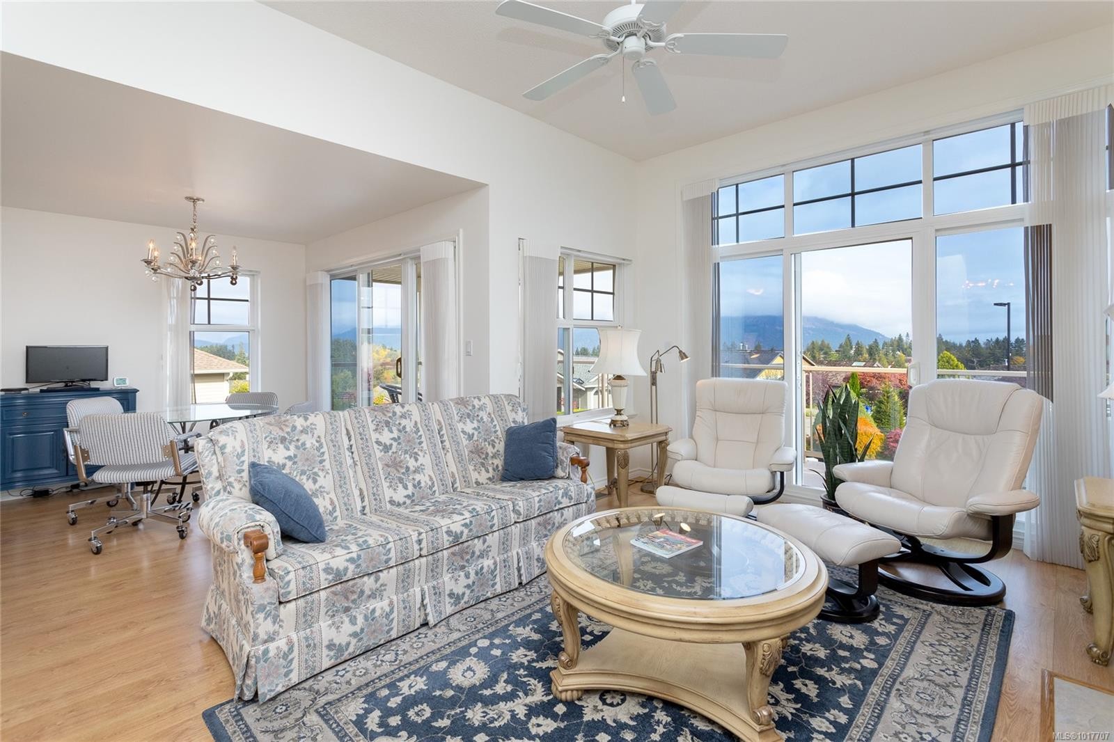 780 Country Club Dr, Cobble Hill, BC