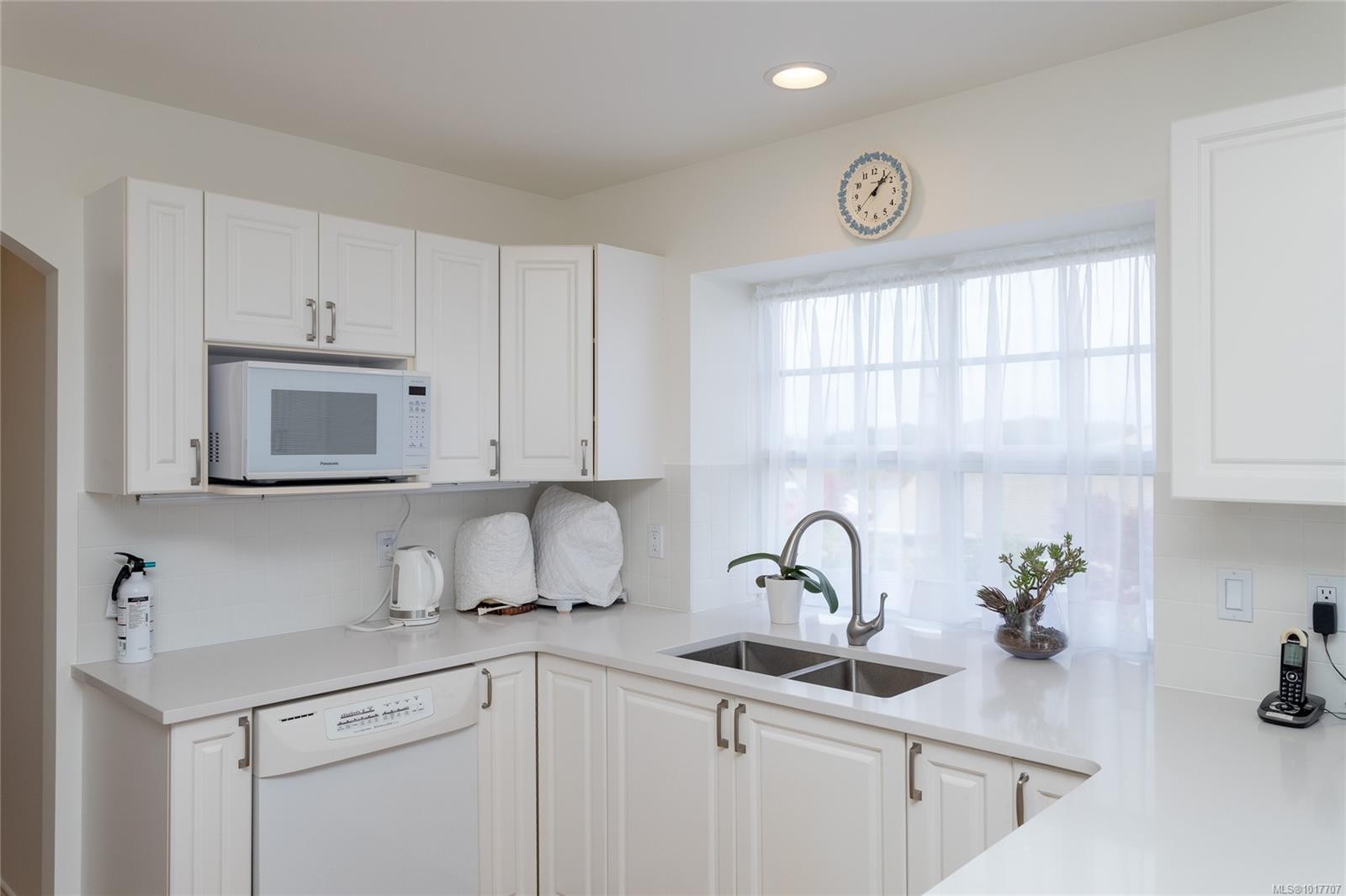 780 Country Club Dr, Cobble Hill, BC