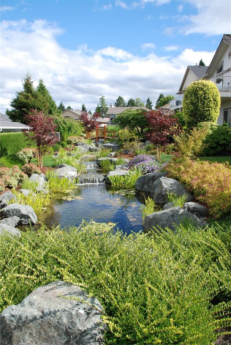 780 Country Club Dr, Cobble Hill, BC