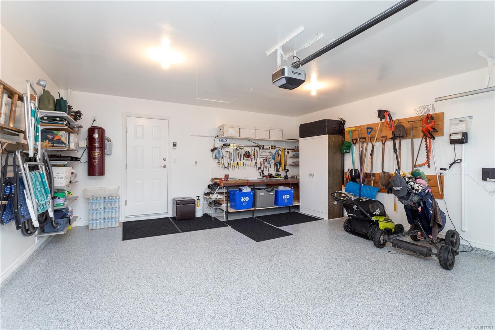 780 Country Club Dr, Cobble Hill, BC