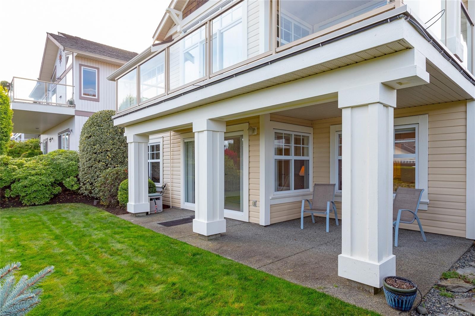 780 Country Club Dr, Cobble Hill, BC