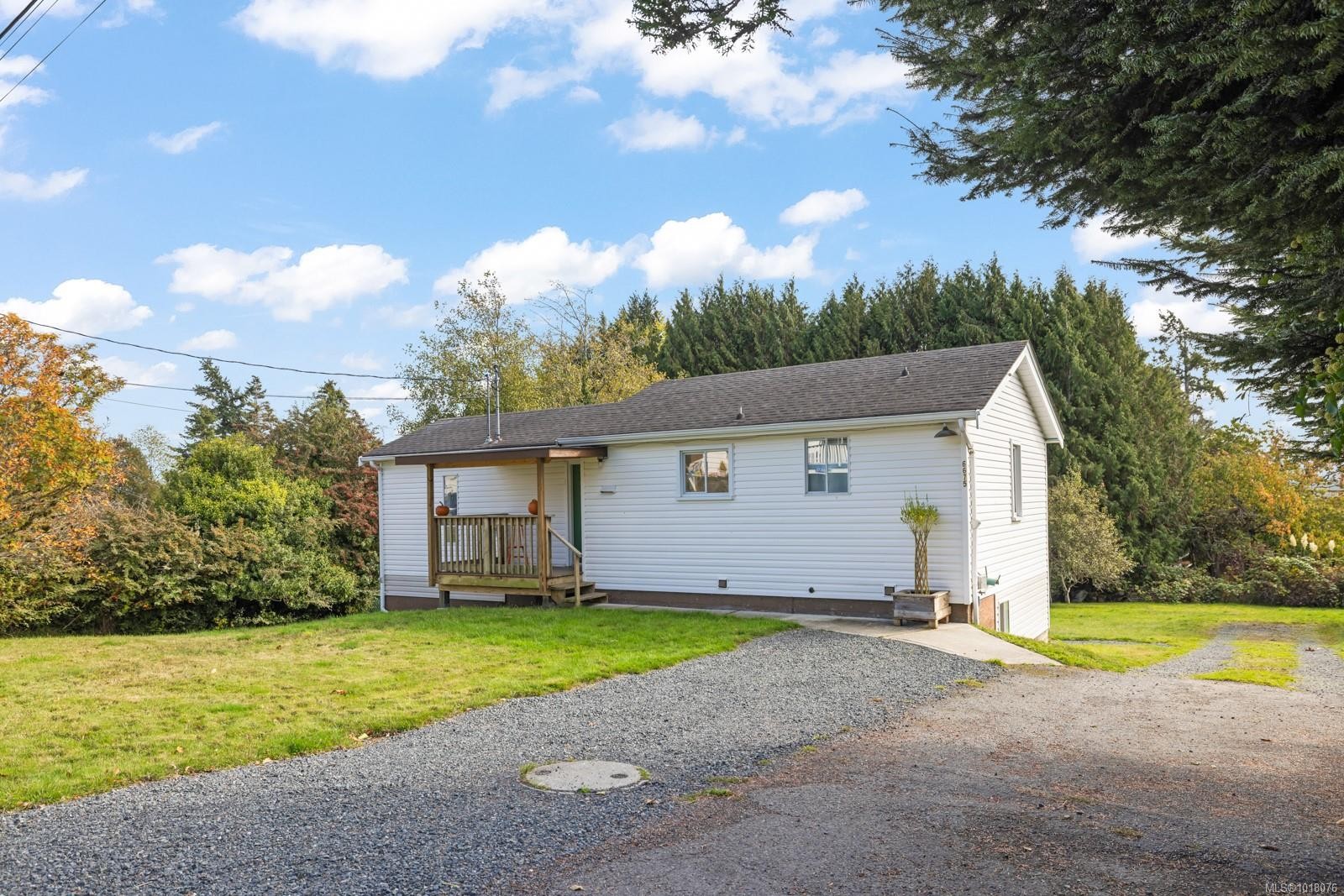 6675 Goodmere Rd, Sooke, BC