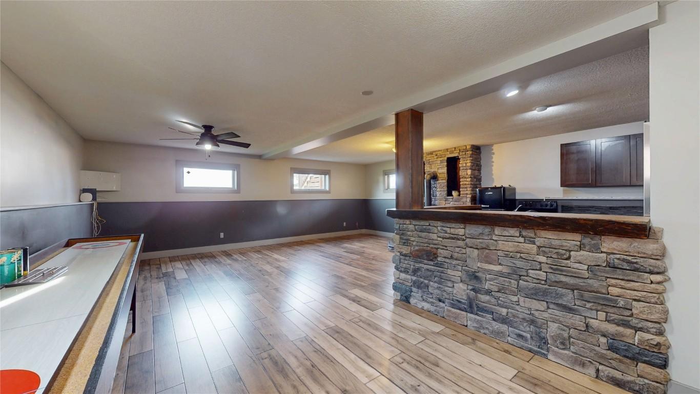 303 5Th Street, Cranbrook, BC - Indoor