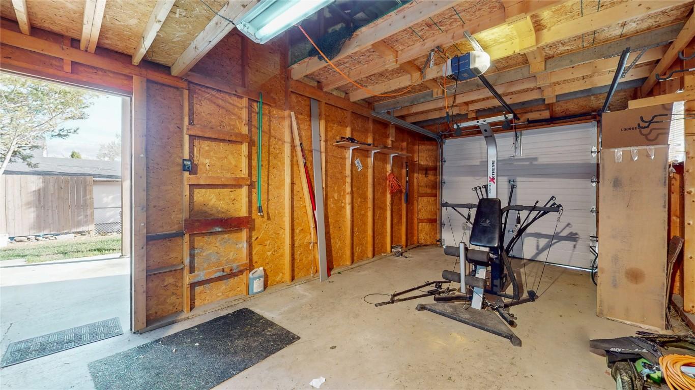 303 5Th Street, Cranbrook, BC - Indoor