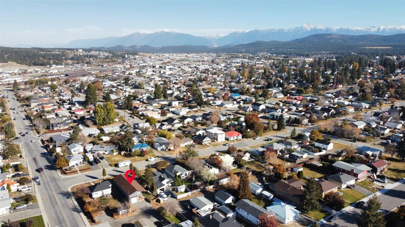 303 5Th Street, Cranbrook, BC - Outdoor With View