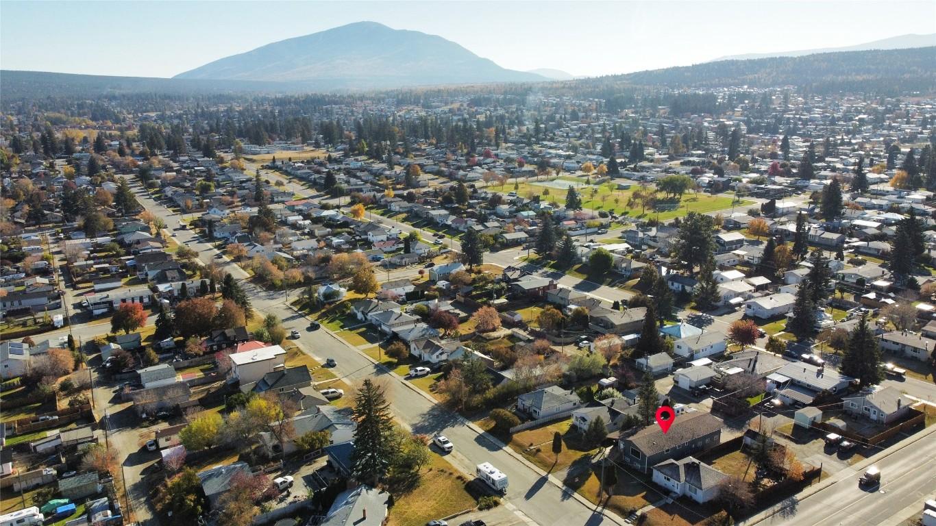 303 5Th Street, Cranbrook, BC - Outdoor With View