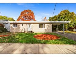 149 Montgomery ST  Fredericton, NB E3B 2X2