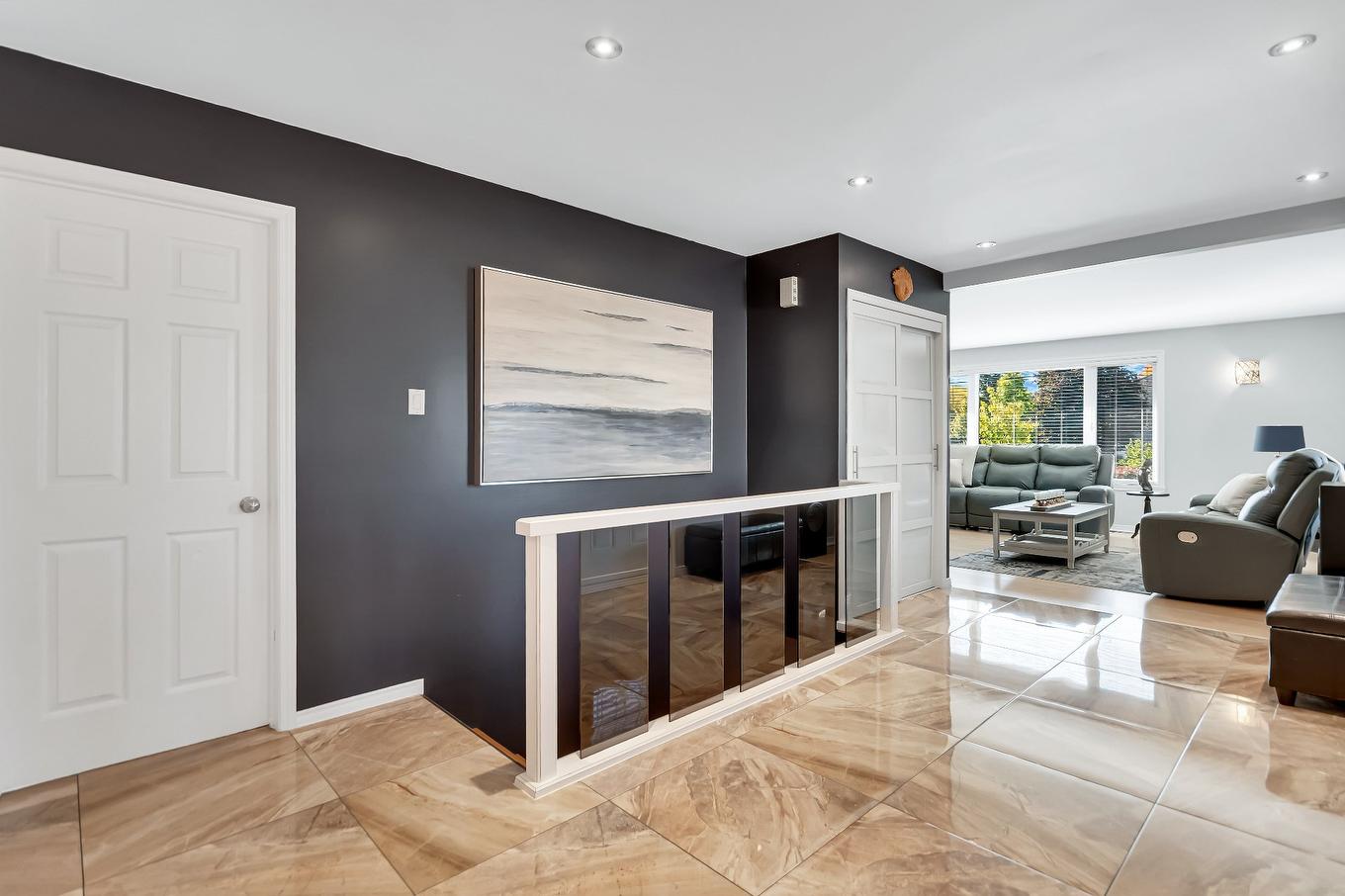 Passageway - 475 Rue Grégoire, Saint-Michel, QC - Indoor Photo Showing Other Room