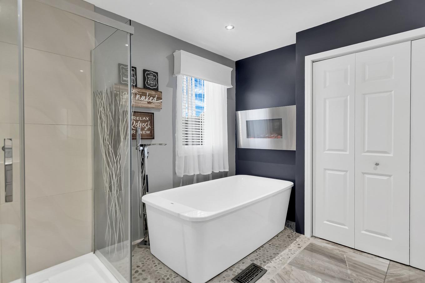 Bathroom - 475 Rue Grégoire, Saint-Michel, QC - Indoor Photo Showing Bathroom