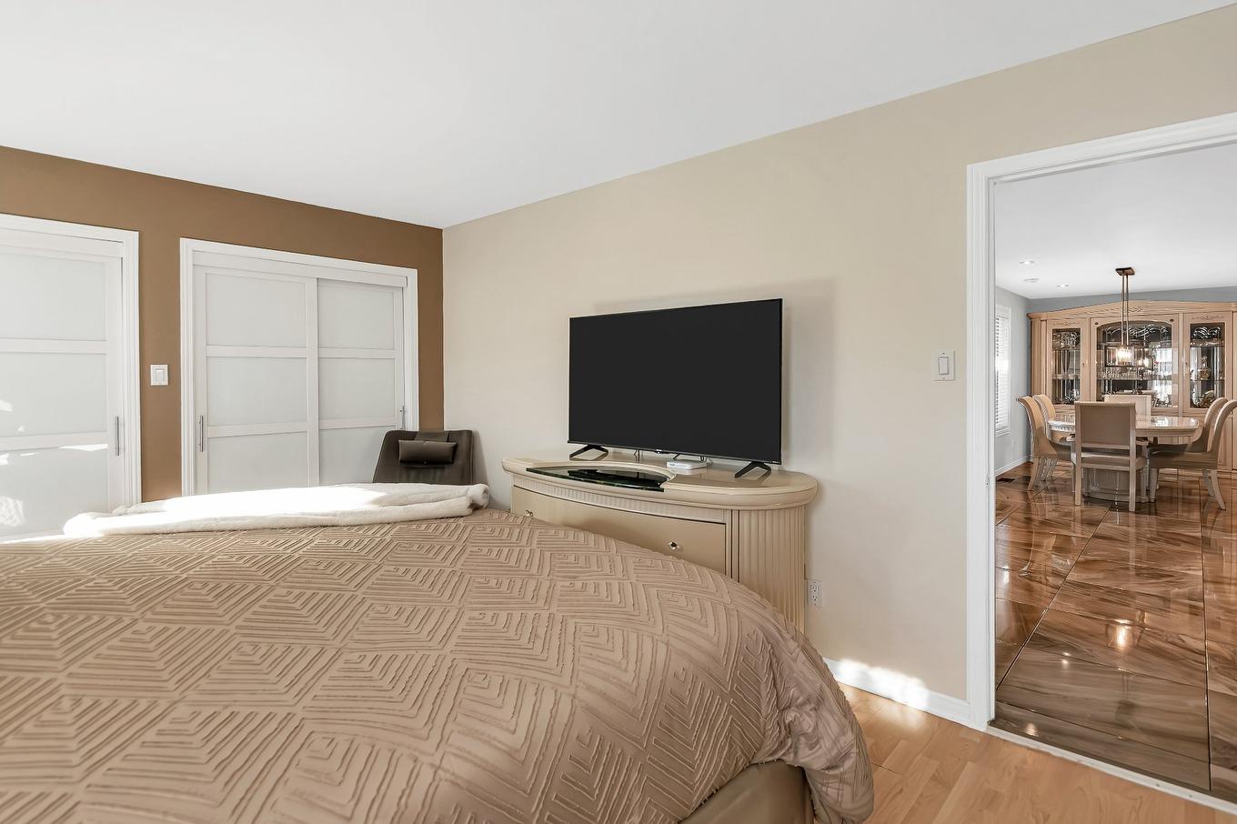 Primary bedroom - 475 Rue Grégoire, Saint-Michel, QC - Indoor Photo Showing Bedroom