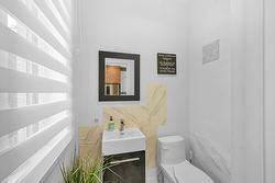 Powder room -