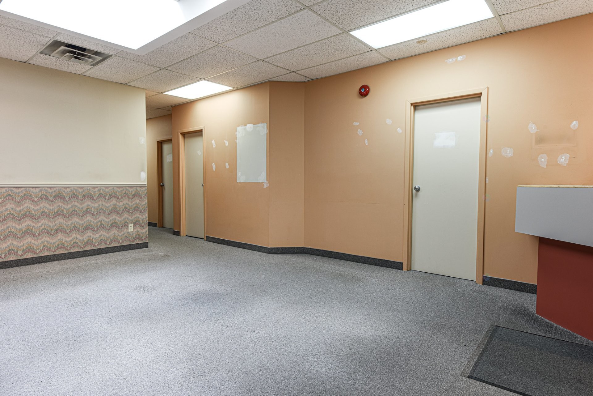 Office - 1746 Ch. De Chambly, Longueuil (Le Vieux-Longueuil), QC - Indoor Photo Showing Basement