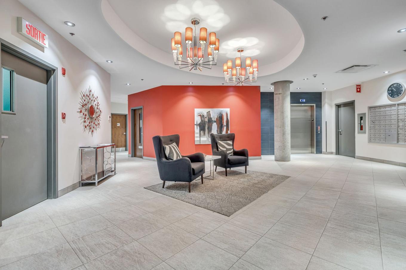 Hall d'entrée/Vestibule - 510-5692 Rue St-Louis, Lévis (Desjardins), QC - Indoor Photo Showing Other Room