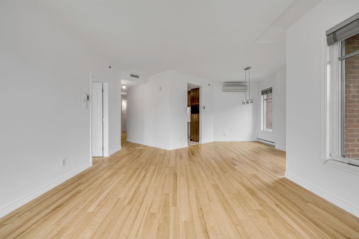 Salon - 510-5692 Rue St-Louis, Lévis (Desjardins), QC - Indoor Photo Showing Other Room