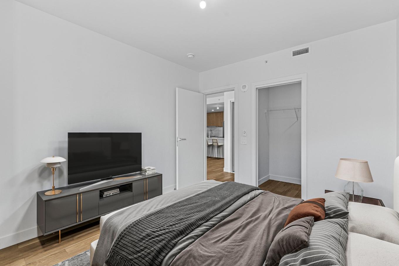 Chambre à coucher - 603-3671 Av. Jean-Béraud, Laval (Chomedey), QC - Indoor Photo Showing Bedroom