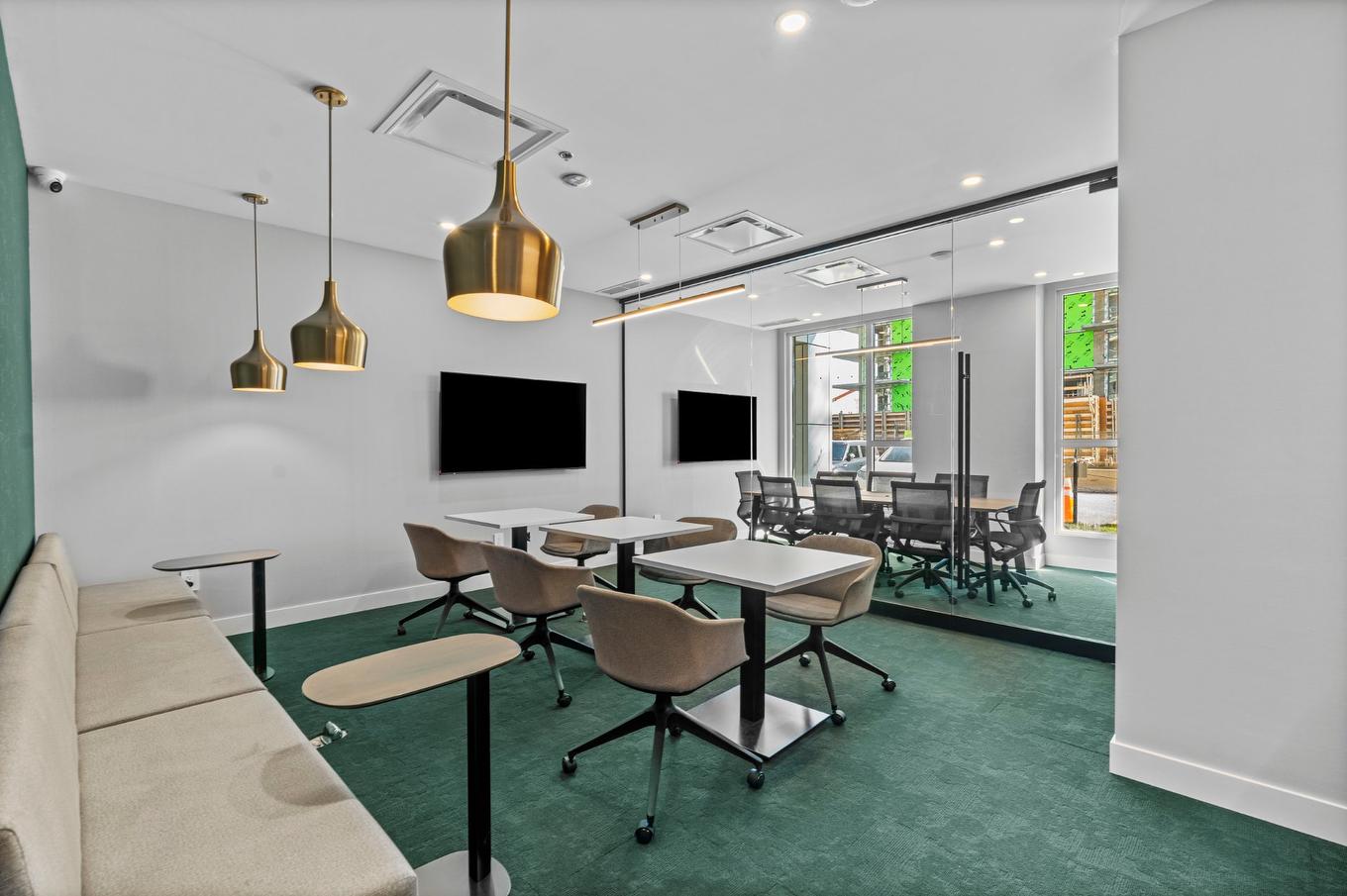 Autre - 603-3671 Av. Jean-Béraud, Laval (Chomedey), QC - Indoor Photo Showing Office