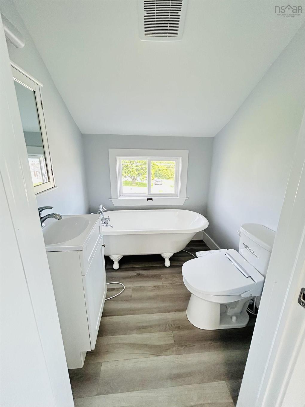 228 South Street, Glace Bay, NS