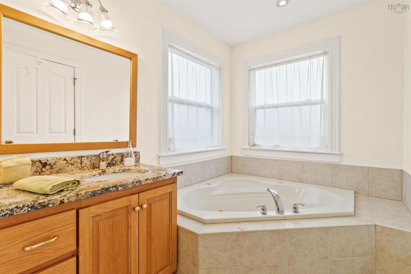 677 Westwood Boulevard, Upper Tantallon, NS