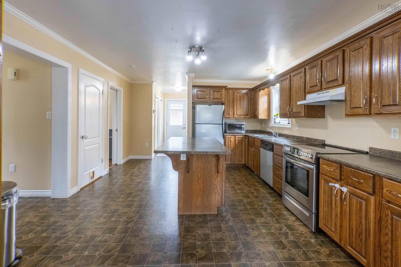 25 Brownell Avenue, Amherst, NS