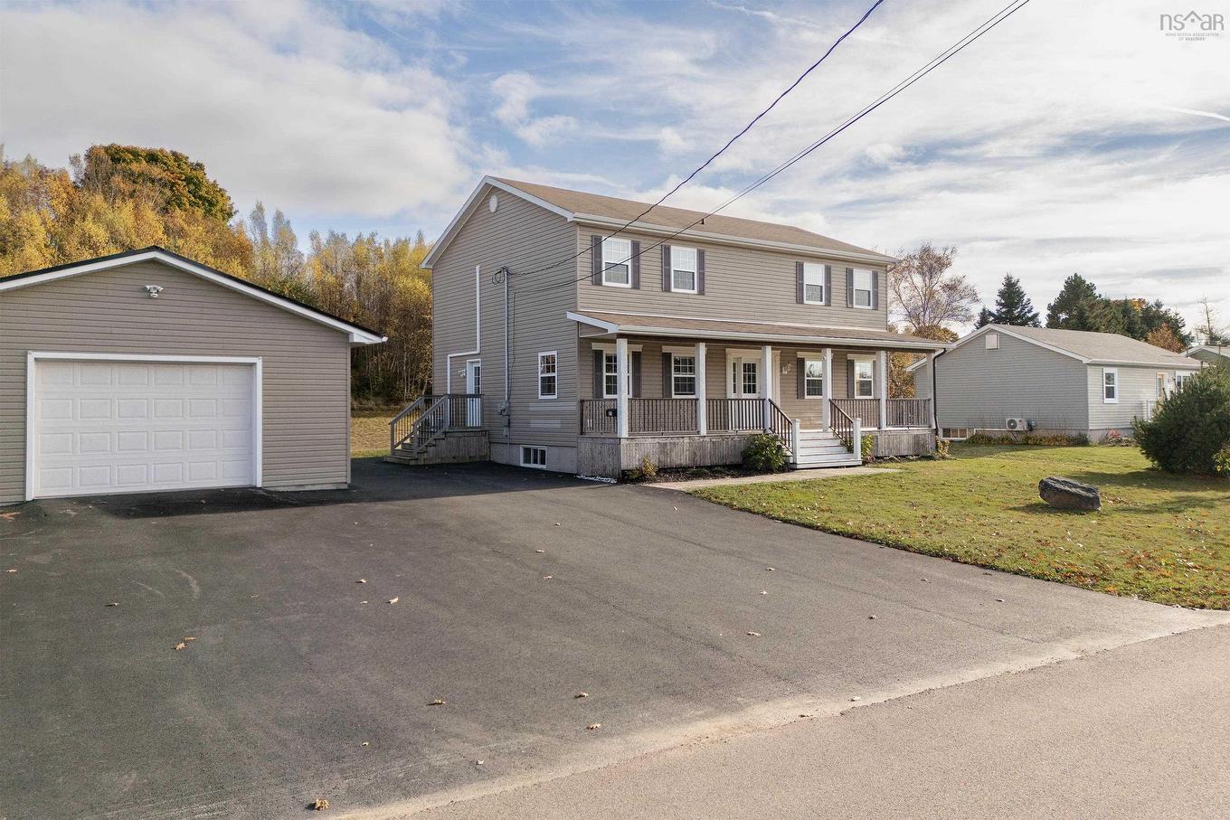 25 Brownell Avenue, Amherst, NS