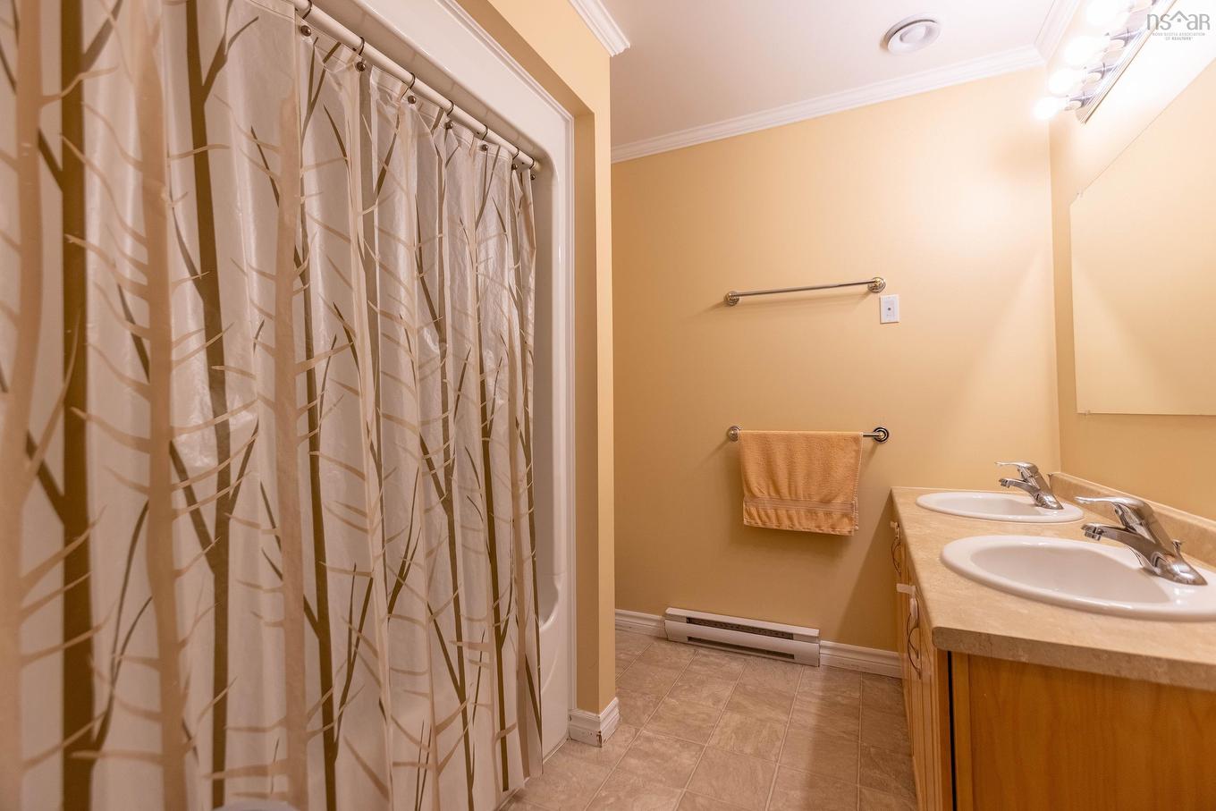 25 Brownell Avenue, Amherst, NS