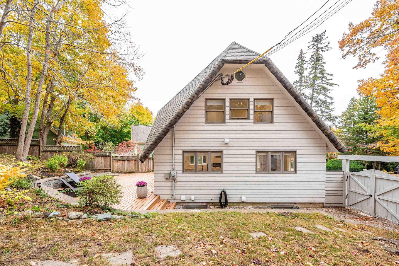 680 Shore Drive, Bedford, NS