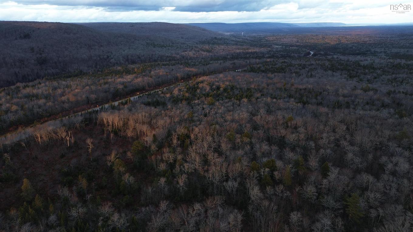 Acreage Highway No 105, Glendale, NS