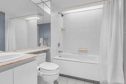 Ensuite bathroom -