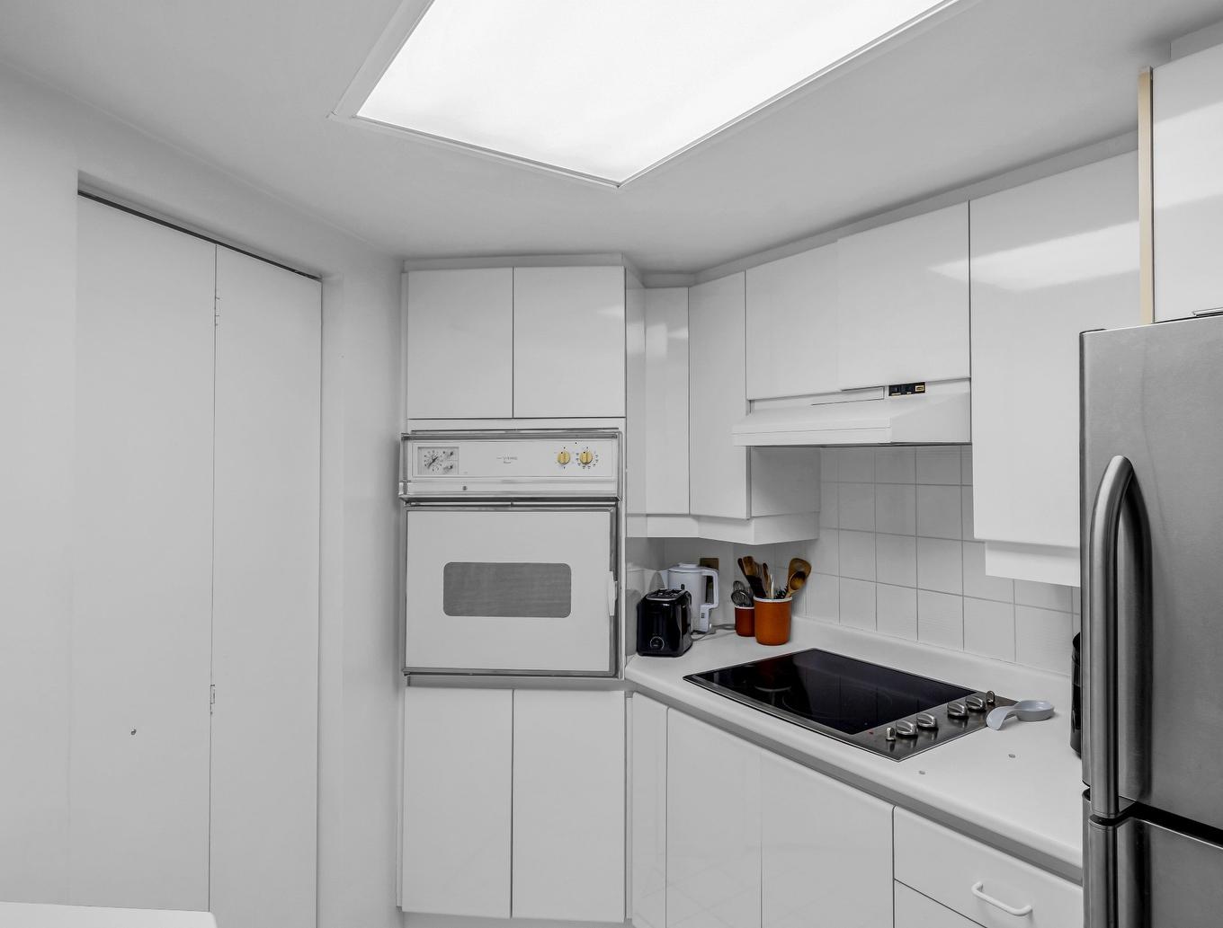 Cuisine - 1208-80 Rue Berlioz, Montréal (Verdun/Île-Des-Soeurs), QC - Indoor Photo Showing Kitchen