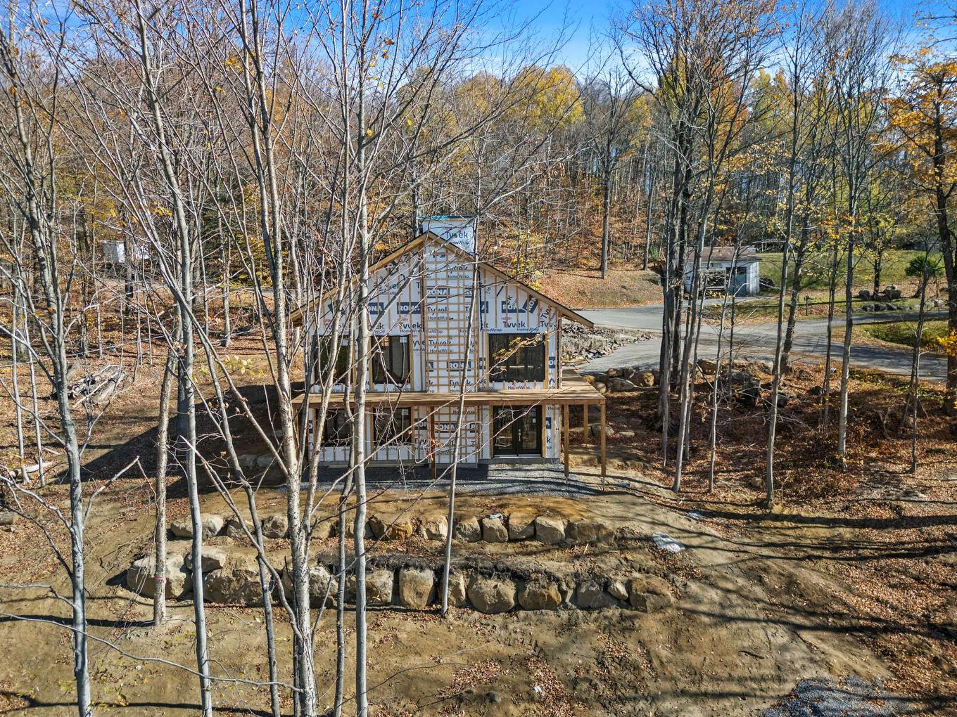 Façade - Rue Paulsen, Sainte-Agathe-Des-Monts, QC - Outdoor With View