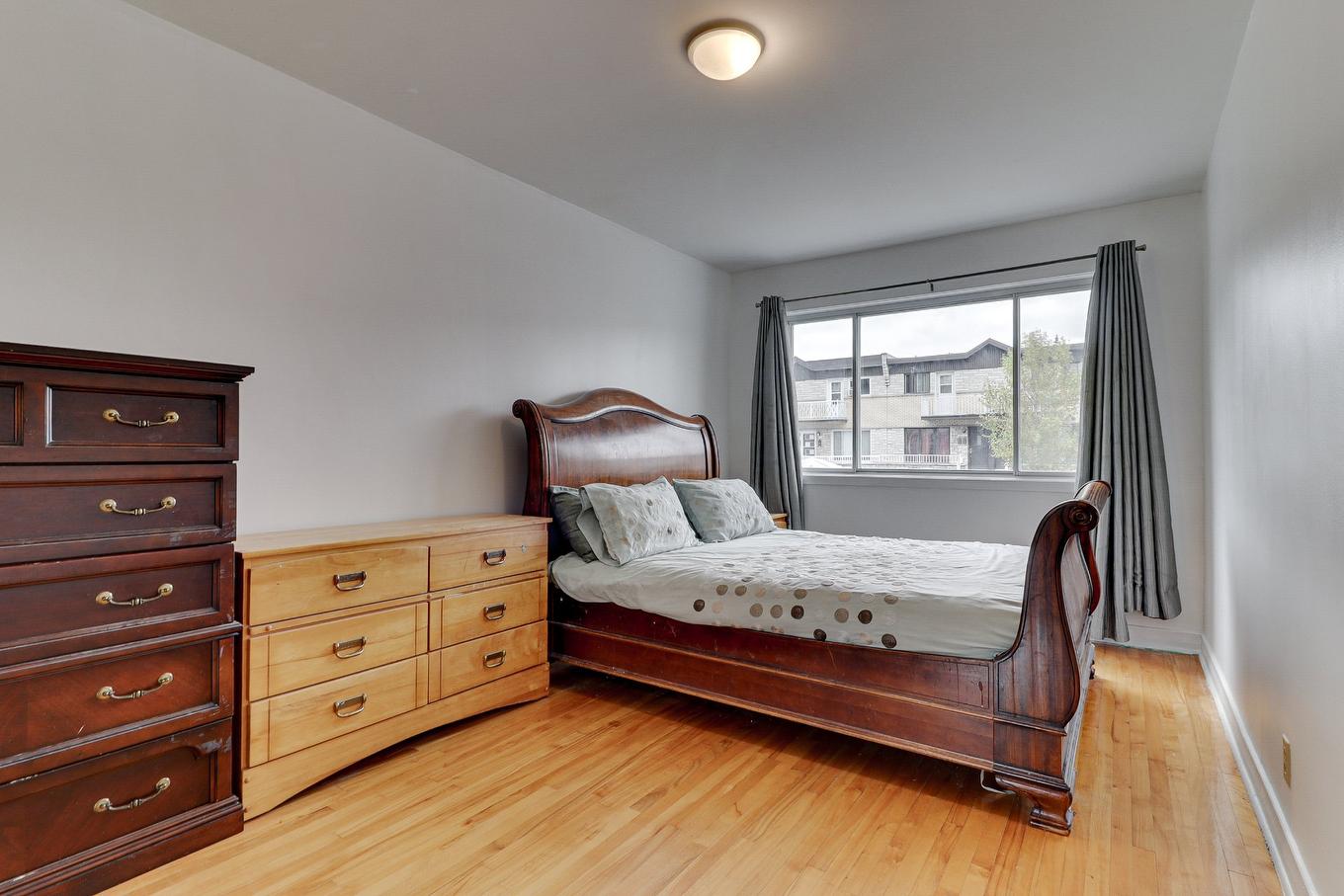Primary bedroom - 3300 - 3302 Rue French, Montréal (Mercier/Hochelaga-Maisonneuve), QC - Indoor Photo Showing Bedroom