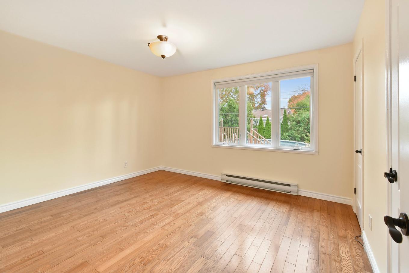 Chambre à coucher principale - 504 Rue De Fontainebleau S., Longueuil (Le Vieux-Longueuil), QC - Indoor Photo Showing Other Room